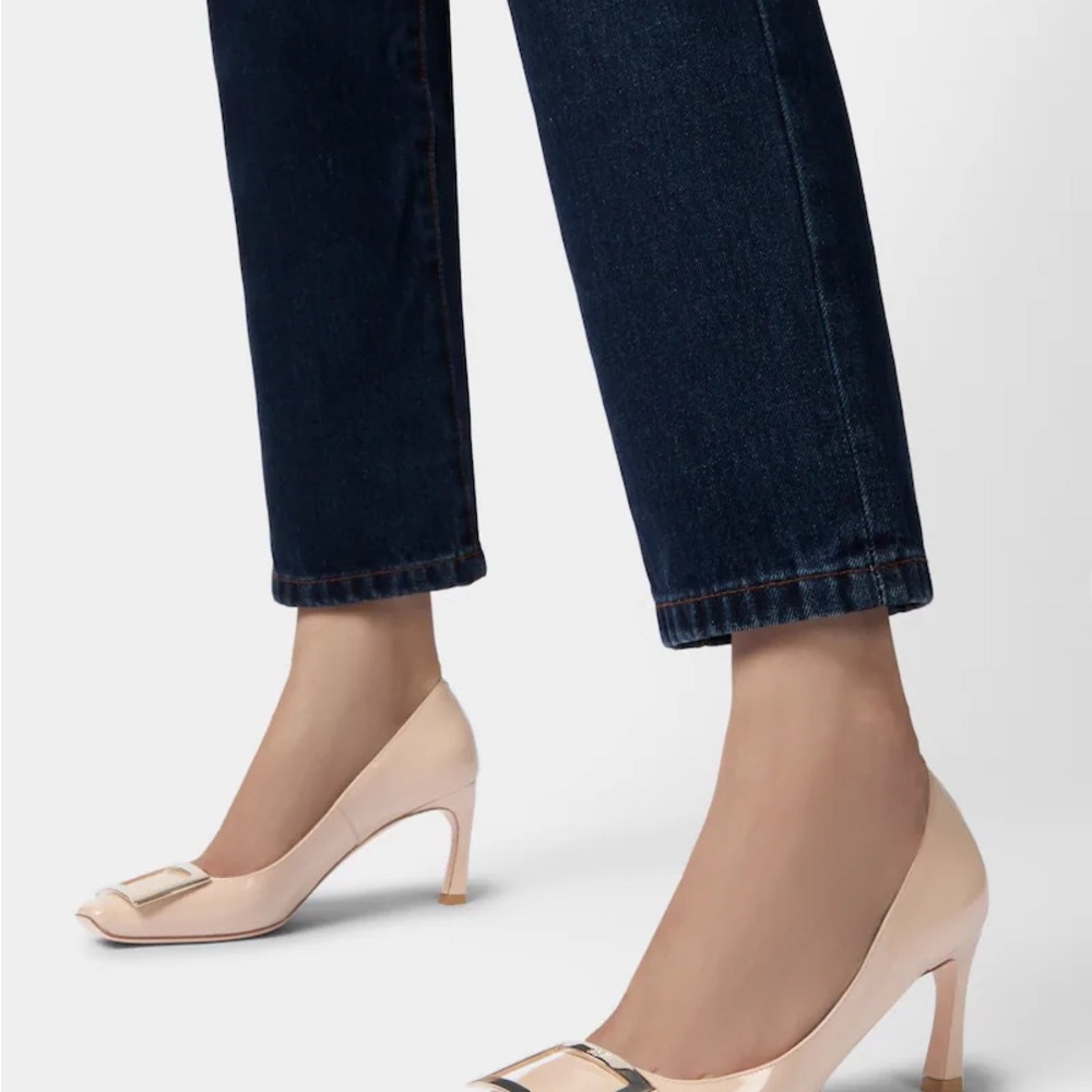 ❌SOLD❌ROGER VIVIER Pumps with Gold Buckle